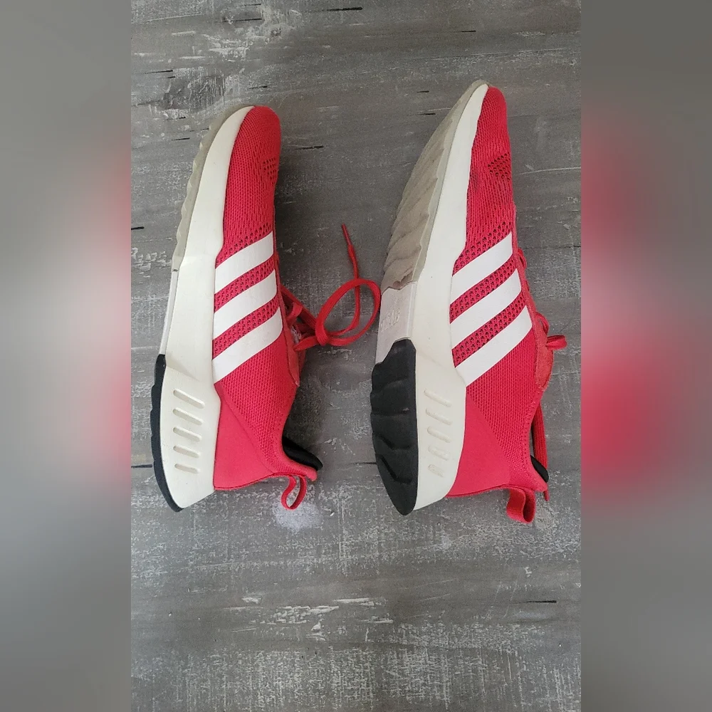 Adidas Men’s Red Phosphere Running Shoes 10